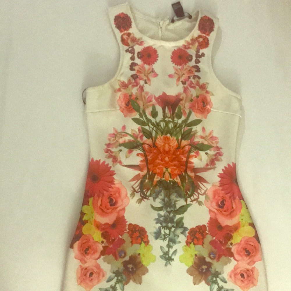Bondage flower pattern dress